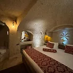 Cave Hotel Ortahisar