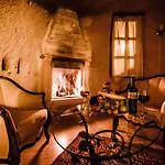 Hotel Cave