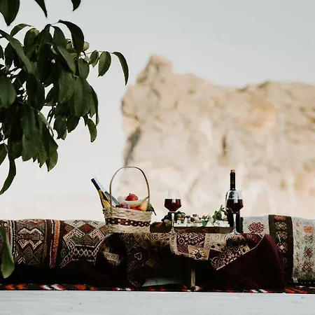 Cave Hotel 4*