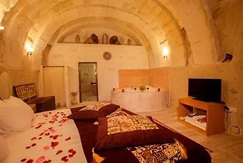 Cave 4* Ortahisar