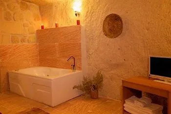 Otel Cave
