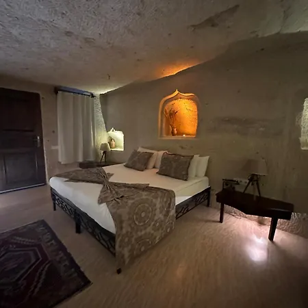 Cave Otel 4*