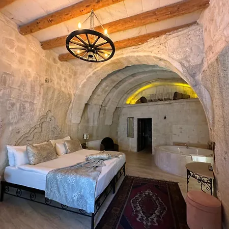 Otel Cave 4*