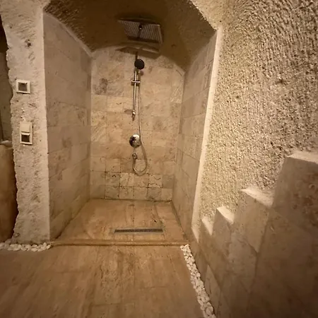 Cave 4* Ortahisar