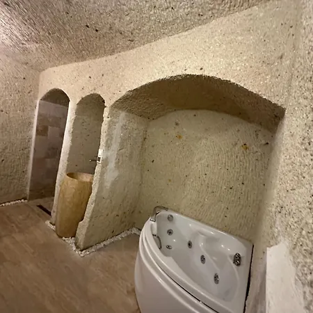Cave 4* Ortahisar