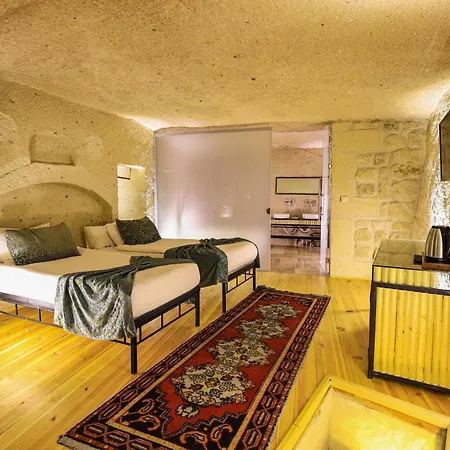 Hotel Cave