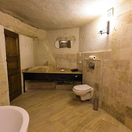 Отель Cave 4*