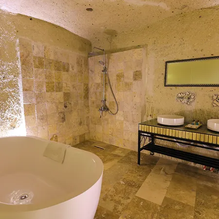Cave Отель 4*