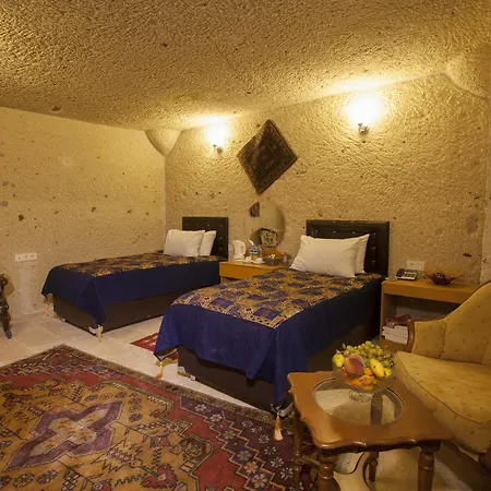 Cave 4*