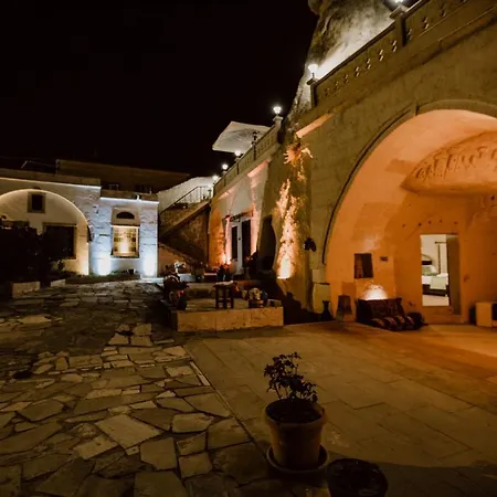 Cave Ортахисар