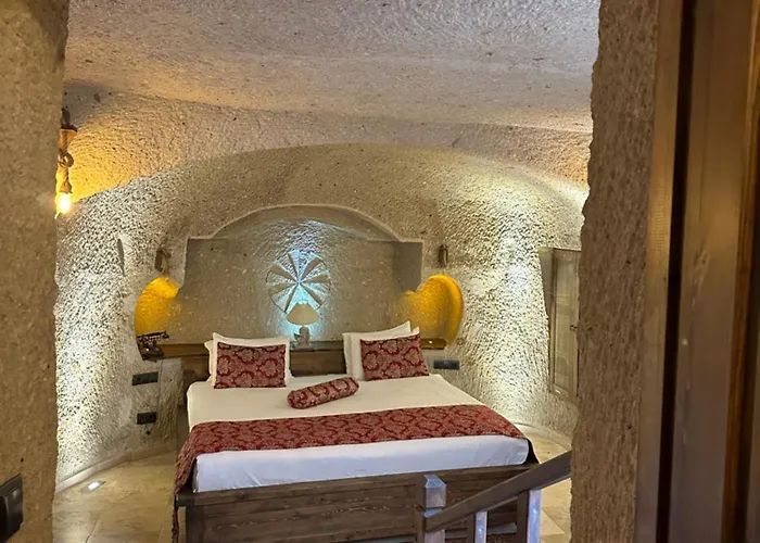 Cave 4* Ortahisar